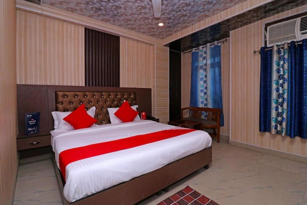 Airport Hotel Runway Nueva Delhi Exterior foto