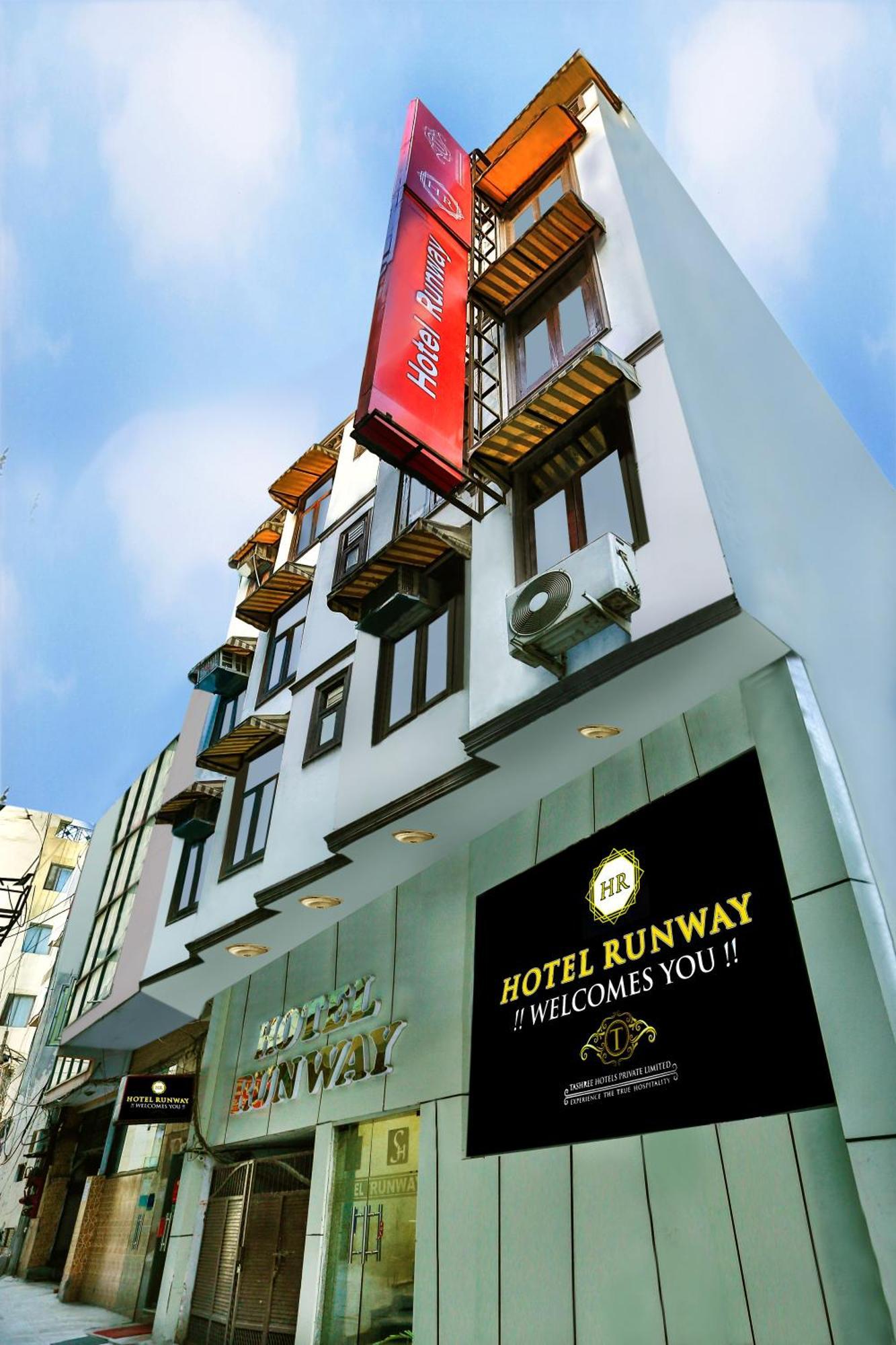 Airport Hotel Runway Nueva Delhi Exterior foto